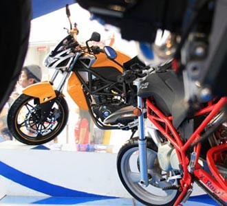 Skuter Minerva Sachs GTR 150 