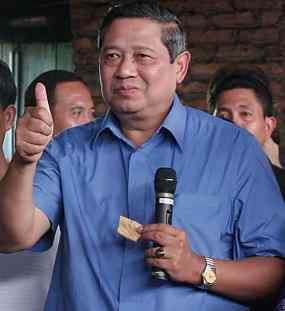 SBY Janjikan Angkat Guru Honorer Jadi PNS
