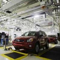 RAV4, Amunisi Toyota Hadang Dominasi CR-V 