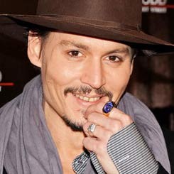 Johnny Depp Incar Peran Sakit Jiwa di Batman 3