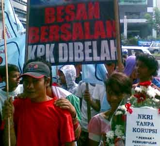 Demo Kecam SBY di KPK