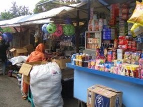 Siap Gusur PKL Kebun Binatang, Camat Dekati Pedagang