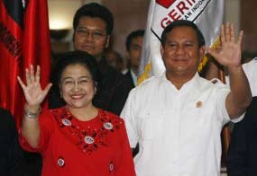  Pendukung Mega-Prabowo Pun Ingin Menang Satu Putaran