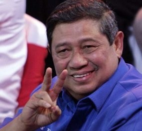  Kangen Masakan Rakyat, SBY Makan di Warteg Ibu Ipah