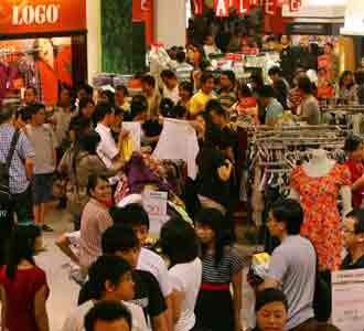 Midnight Sale di Cetro Plaza Semanggi