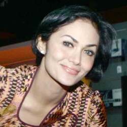 Krisdayanti Senang Rossa Cerai