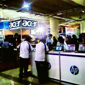 Liburan Panjang, Penjualan Komputer Turun