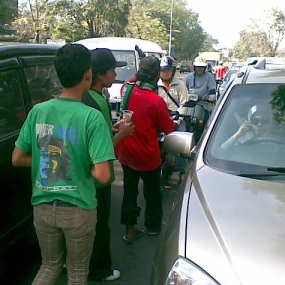 Bonek: Yang Memeras Amankan Saja!