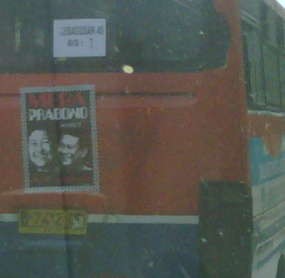 Bergerak ke GBK, Massa Mega-Prabowo Mulai Padati Jalan