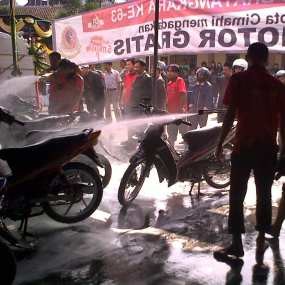 Target Cuci 5 Ribu Motor Untuk Sabet MURI
