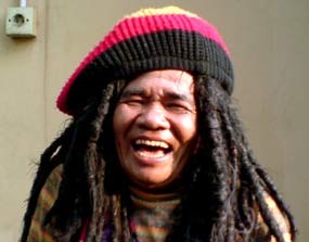 Mega-Prabowo di Mata Mbah Surip Tak Gendong 