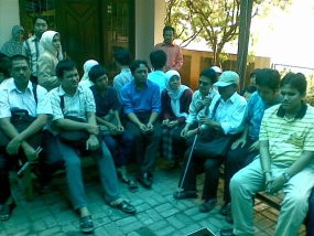 Tunanetra Ikuti Simulasi Pencontrengan Pilpres