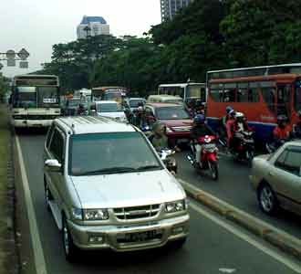 Blok M-Semanggi Mengular