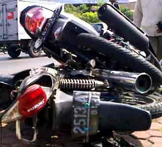 V-ixion Vs Smash, Satu Tewas