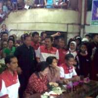 Mega Santap Nasi Kare dan Es Dawet di Pasar Gede Solo