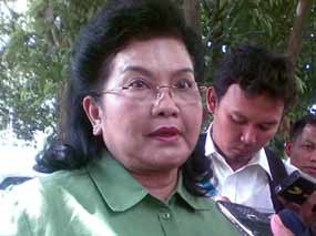 3 Menteri Nyontreng Berurutan di TPS 005