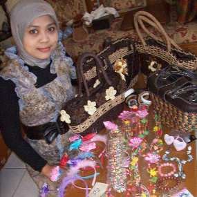 Raup Rejeki Usai Memajang di Internet