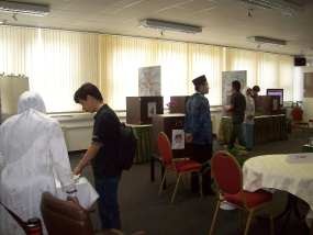 23 Pemilih Bermodal Paspor