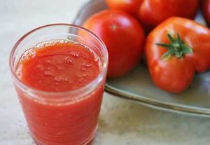 Jus Tomat Hilangkan Bau Badan 