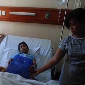 Ikut Sunatan Massal, Kepala Penis Kamaruddin Terpotong