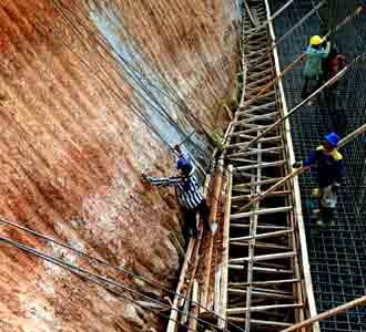 Pondasi Jembatan BKT Dikebut