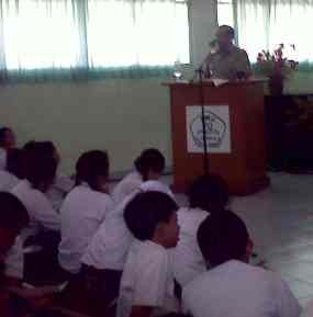 Tinjau MOS SMA 70, Siswa Tak Kenali Wagub dan Walikota