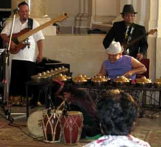 Konser Darurat Kua Etnika
