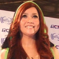 Maia Dilarang Seperti Mbah Surip