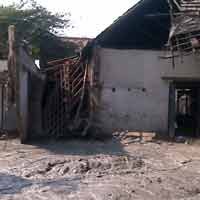 Rumah Hancur, Okky Tuntut Pemerintah Tanggung Jawab