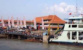 Sering Meras, Wartawan Gadungan Resahkan Pejabat Pelabuhan