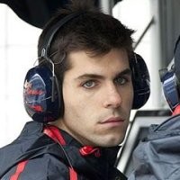 Alguersuari Jalani Double Job