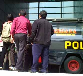 Gedung Sona Topas Diancam Bom