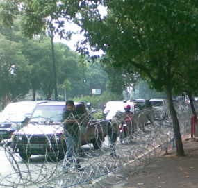  Jl Imam Bonjol Ditutup Total