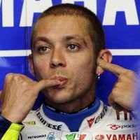Rossi: Dovizioso Utang Rp 14 Juta