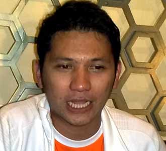 Gading Marten Tunggu Roy Marten Bebas