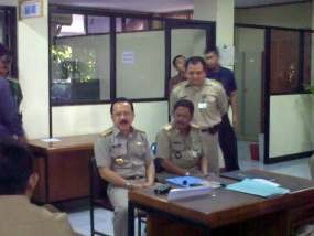 Foke Ngantor Setengah Hari di Kelurahan Pasar Manggis