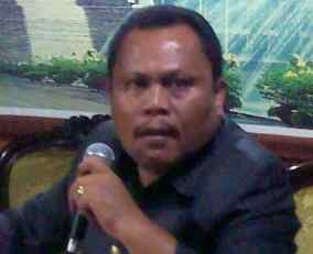 Asisten Abdul Hadi Duga Resco Diamankan Jhonny Allen
