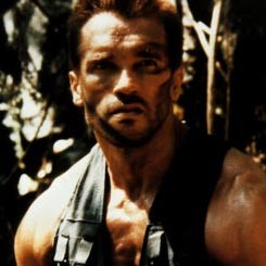 Arnold Schwarzenegger Dirayu Predators