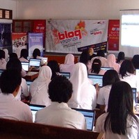 Beri Pencerahan, SMA N 21 Bandung Go Blog