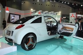 Mobil Listrik, RI Ketinggalan dari Singapura