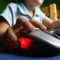 Mau Adopsi Anak kok Koleksi Pornografi Anak