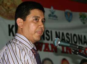 Galang Dukungan, Yuddy Kunjungi Akbar Tandjung dan Harmoko