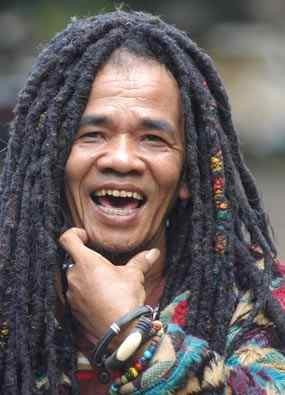 Mbah Surip Sempat Bagi-bagi Duit