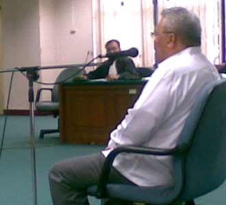 Armen Desky Terancam Hukuman Seumur Hidup
