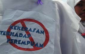 Paksa Istri ML, Lelaki Malaysia Dipenjara 5 Tahun