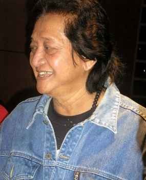 Rendra Dimakamkan Tak Jauh dari Mbah Surip