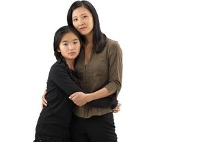 Rumitnya Hubungan Ibu dan Anak Perempuan
