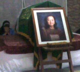 Jenazah Rendra Disemayamkan