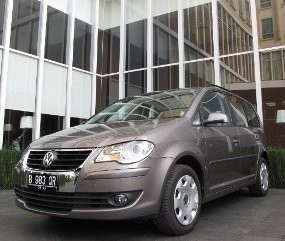Meski Sedikit, Touran Tetap Paling Laris