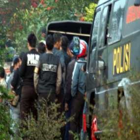 Aparat Dekati Rumah di Temanggung, Noordin CS Terdesak